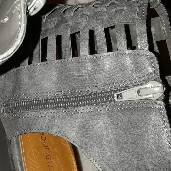 Wide Heel - Picture 6 of 8